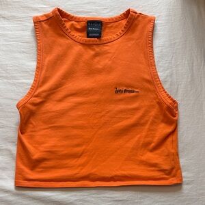 “iets frans…” Sleeveless Crop Top